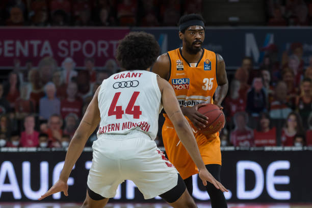 息吸引了广 息吸引了广