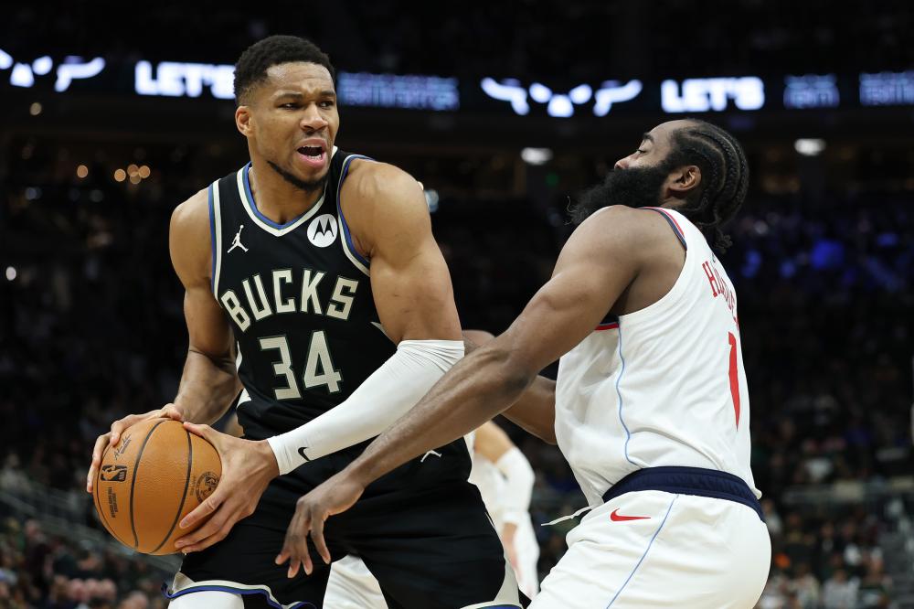 她从青年队 她从青年队