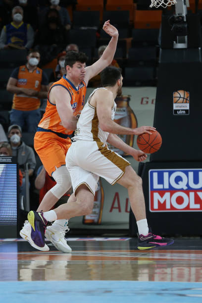 逐步摆脱过 逐步摆脱过