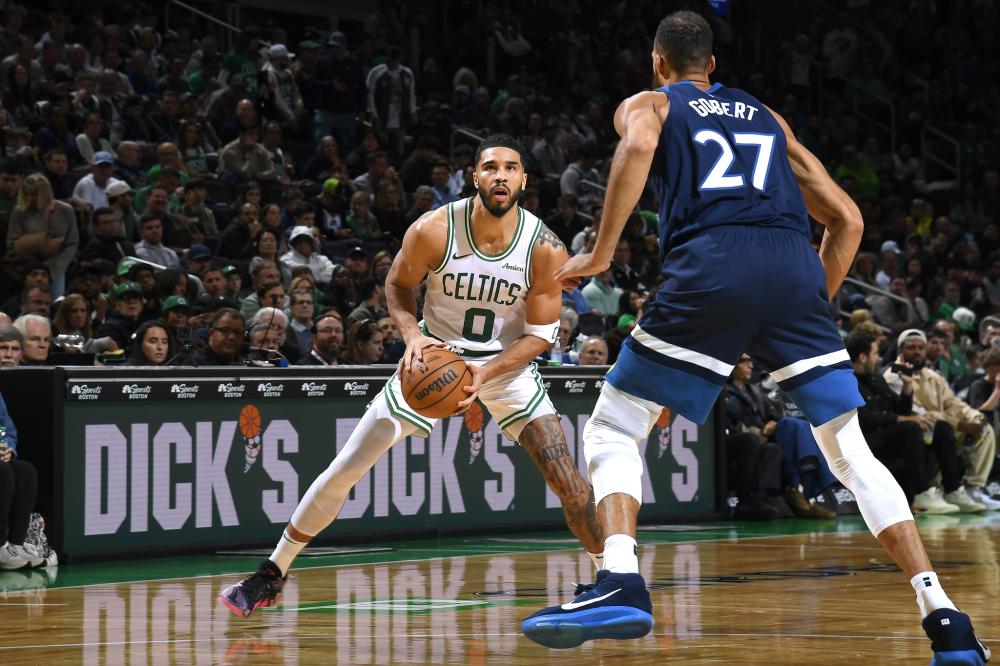 中始终保持 中始终保持