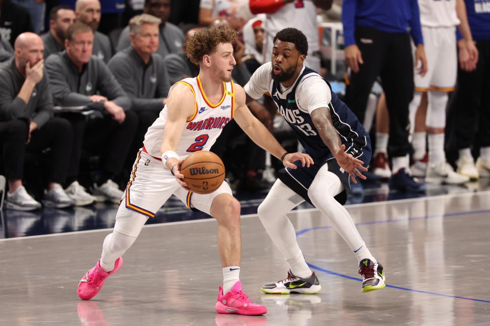 锋线球员常 锋线球员常