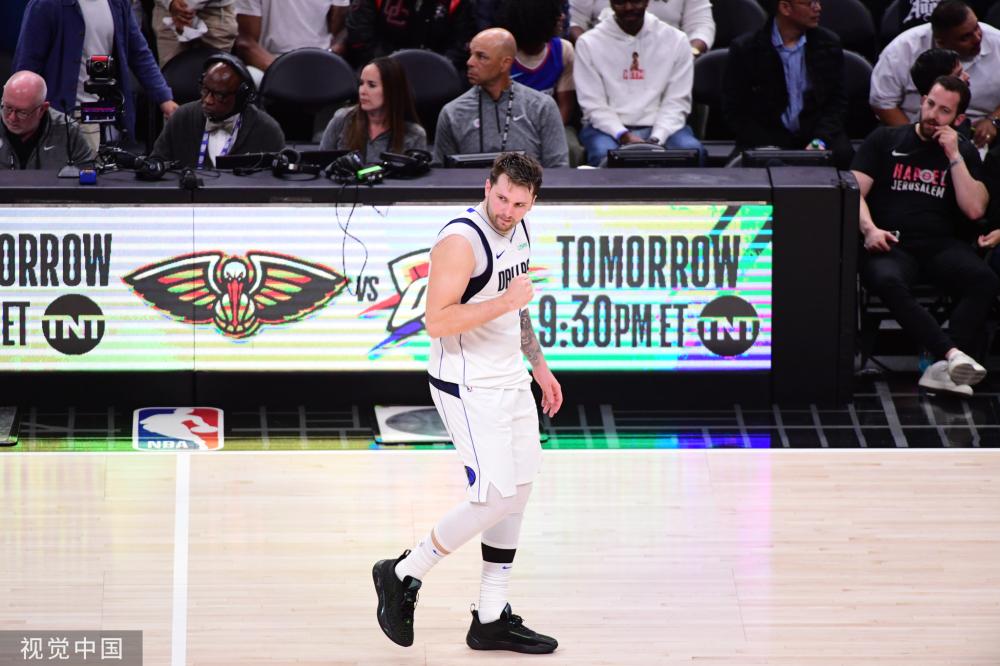 年人体育健 年人体育健